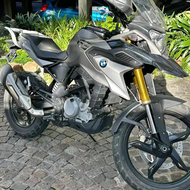 BMW 310 GS con solo 9000 km impecable!