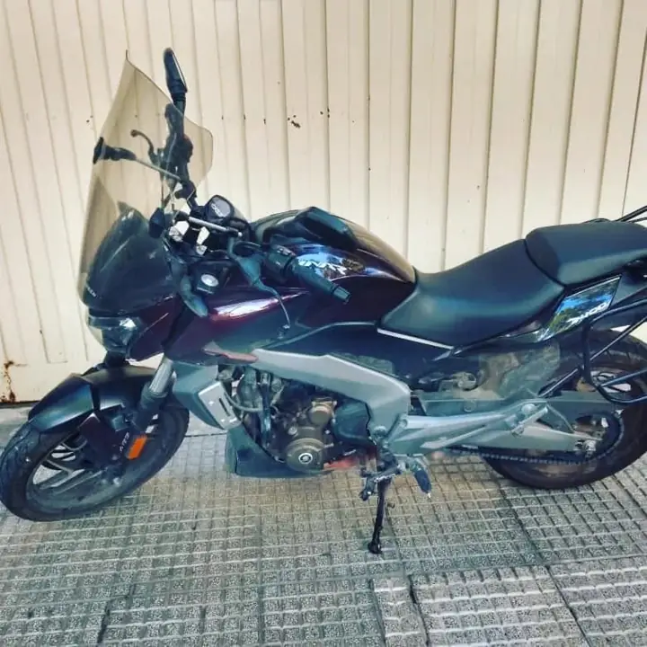 Bajaj Rouser Dominar 400