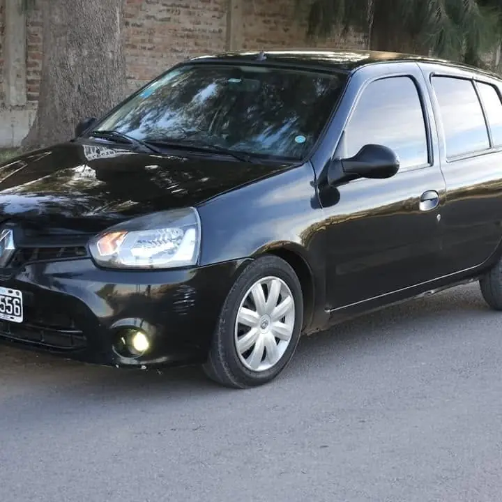 Remato clio mio 2015 con deuda total de 750.000