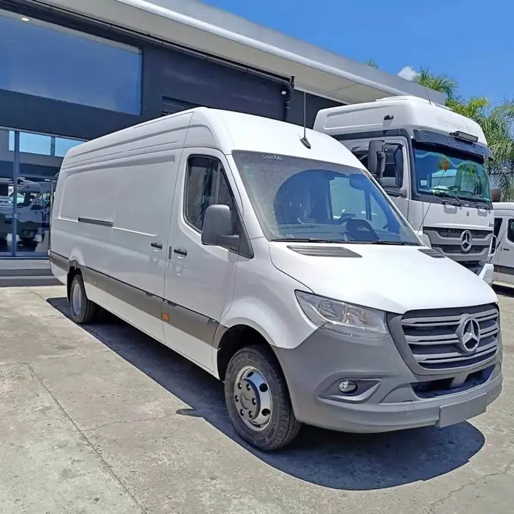 Mercedes-Benz Sprinter 517 Cdi Furgón 0km