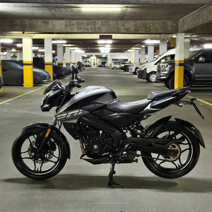 Bajaj Rouser NS 200 2023 20.000kms 2.800usd
