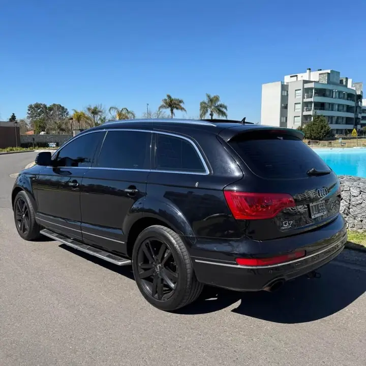 Audi Q7 v6 integral 2012