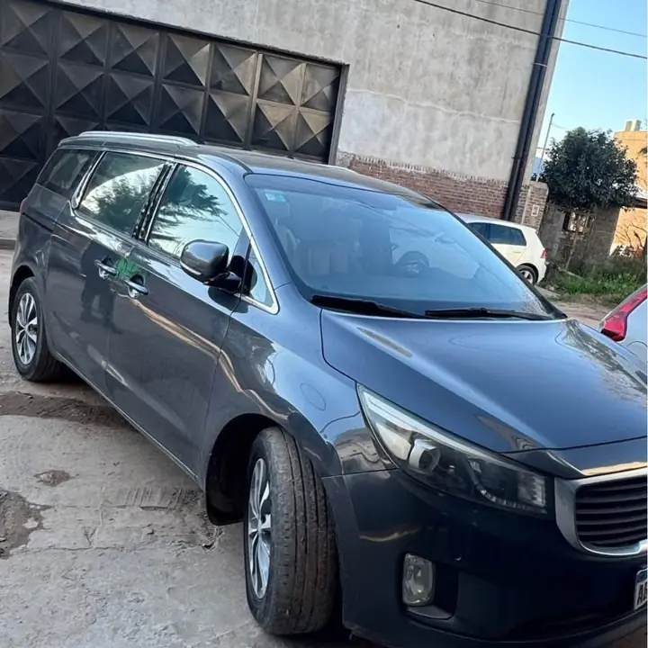Kia carnival 2017