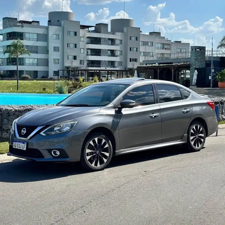 Nissan centra