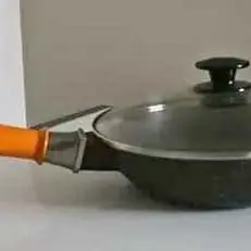 Sarten Chef con tapa de vidrio Essen