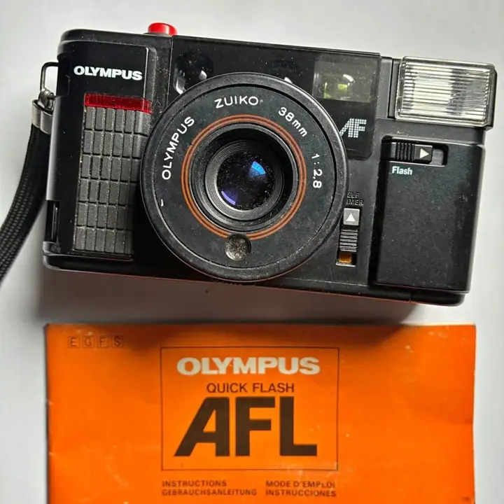 Olympus Quick Flash AFL• cámara analógica con manual original