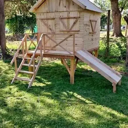 Casitas y juegos infantiles