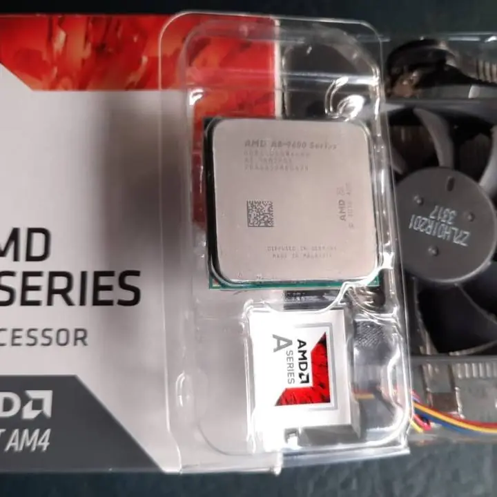 Vendo Procesador AMD A8-9600 completo,en caja