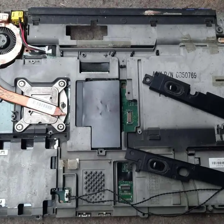 Vendo algunos repuestos de Lenovo T430 (leer descripcion)
