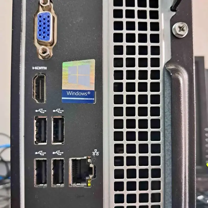 CPU Dell vostro I3 8100 DDR4 + 8GB DDR4+ SSD 240GB+RAPIDISIMA fortnite+ HDMI WiFi bluetooth garantia