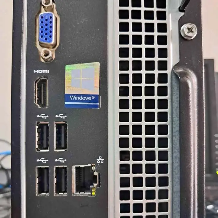 CPU Dell vostro I3 8100+8GB DDR4+SSD240+ rapidisima+ fortnite+ WiFi bluetooth + garantia