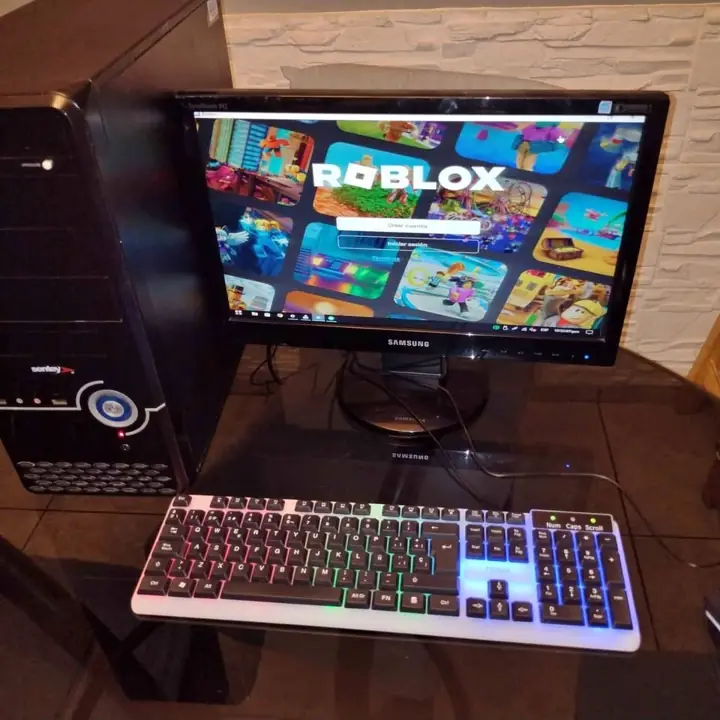 PC I3 2100+ completa + juegos freefire minecraft roblox+ Windows 10