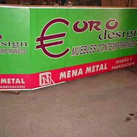 Cartel comercial