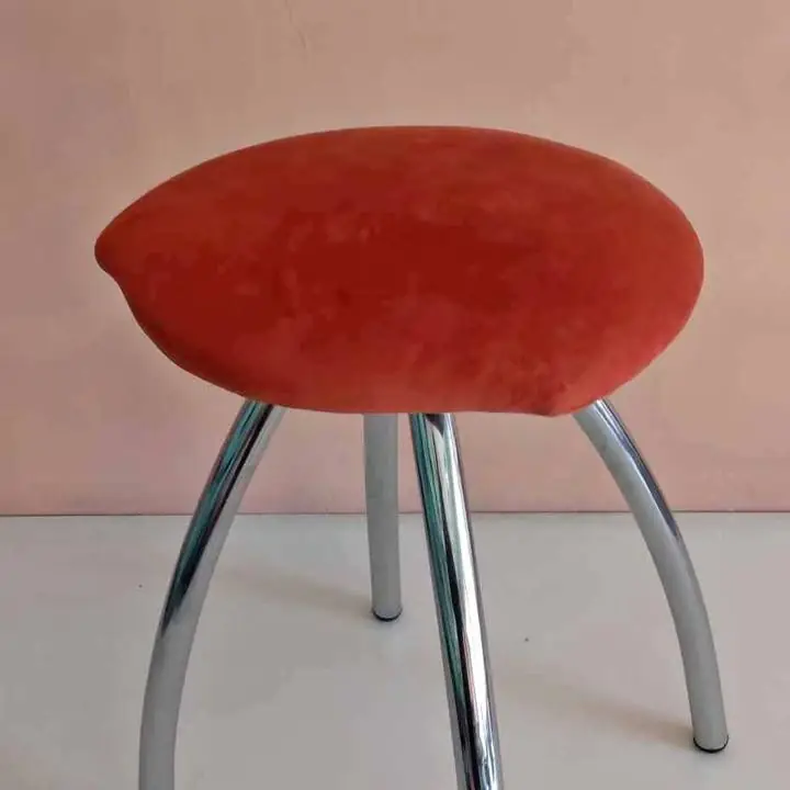 Banqueta baja para cocina