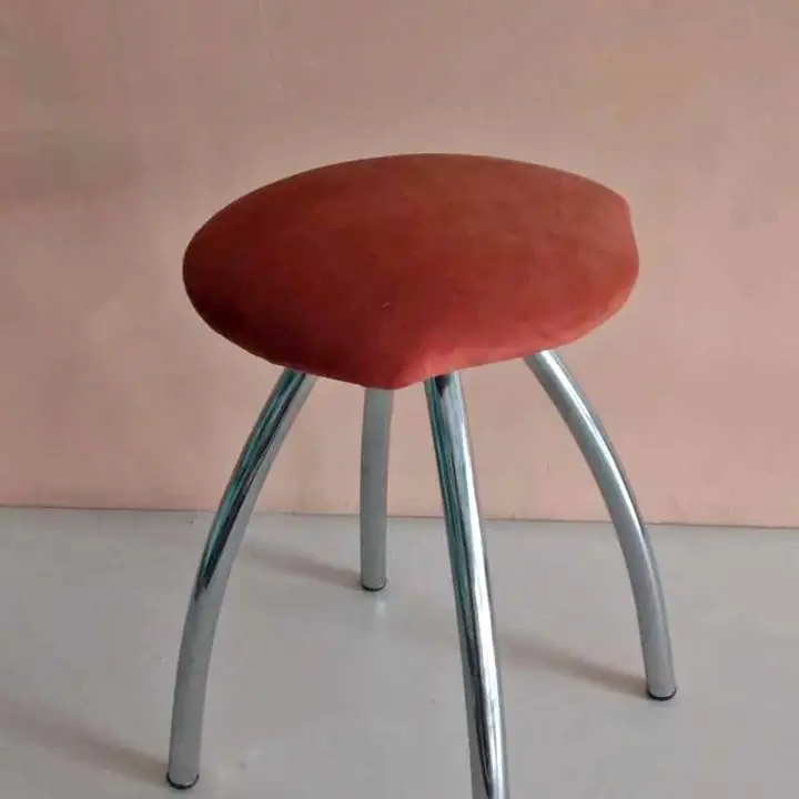 Banqueta baja para cocina
