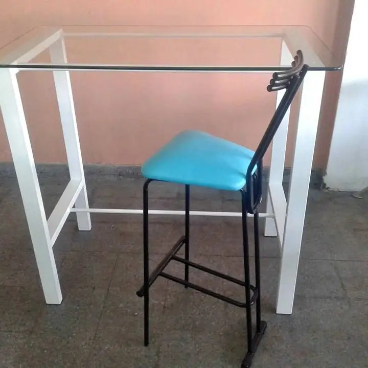 Banqueta alta