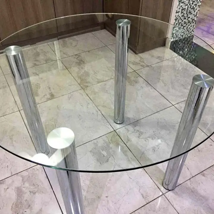 Mesa redonda 1 mts patas con ultra violeta