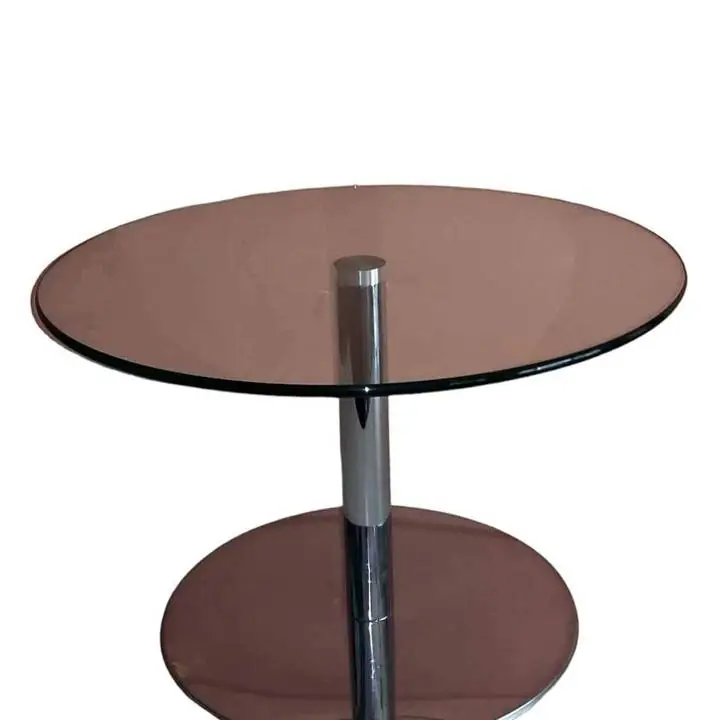 Pegamos vidrio metal
