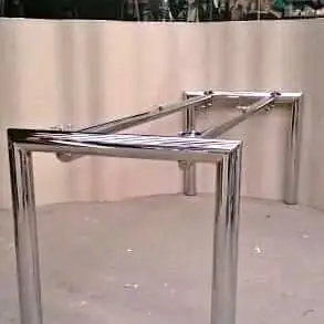Base de mesa cromada desarmable