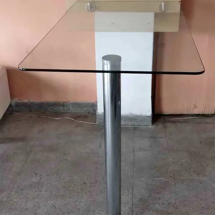Desayunador de pared en cristal