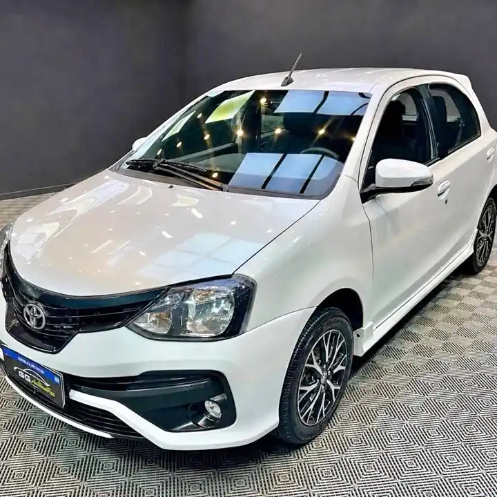 Toyota Etios Automático 2021