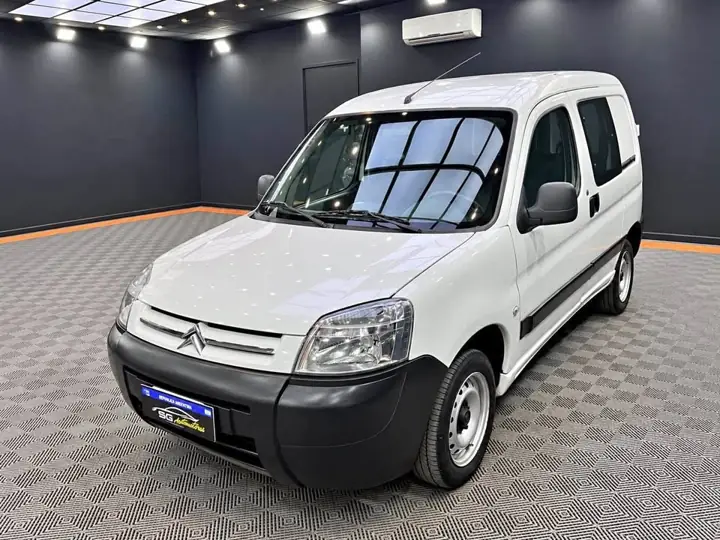 Citroen Berlingo 2016 Hdi doble portón y asientos de fábrica!