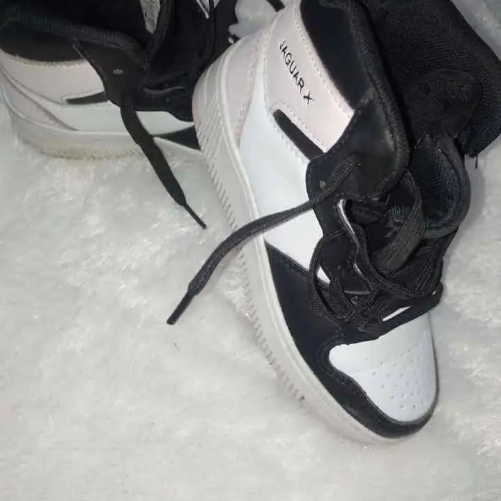 Zapatillas jaguar talle 30