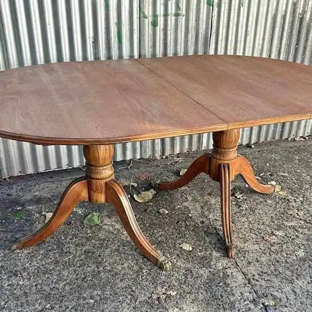Mesa antigua sin tabla de alargue valor $390,000 más datos en las fotos