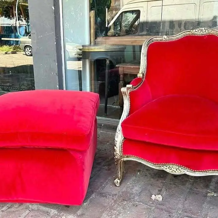Sillones estilo francés Luis XV más datos en las fotos $500,000
