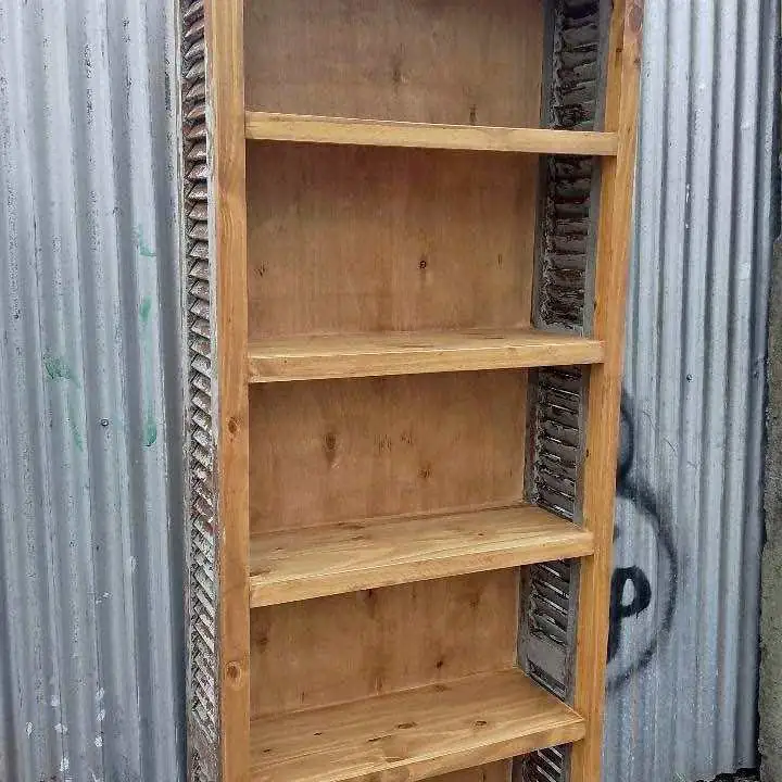 Biblioteca estantería Antigua lavada valor 520,000 WhatsApp