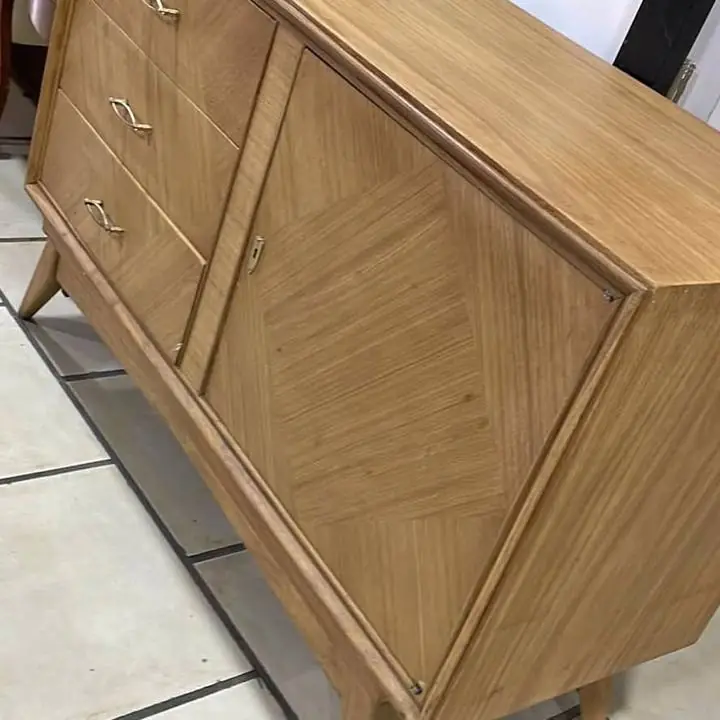 Bajo Aparador Rack TV antiguo lavado valor $400,000 WhatsApp