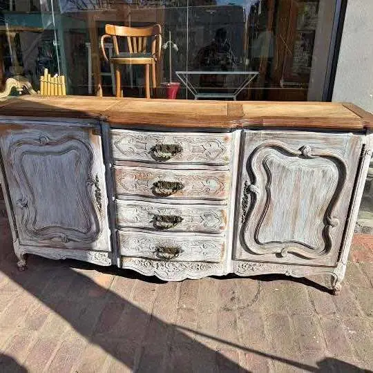 Bajo Aparador antiguo estilo provenzal estilo provenzal patinado $550,000 WhatsApp