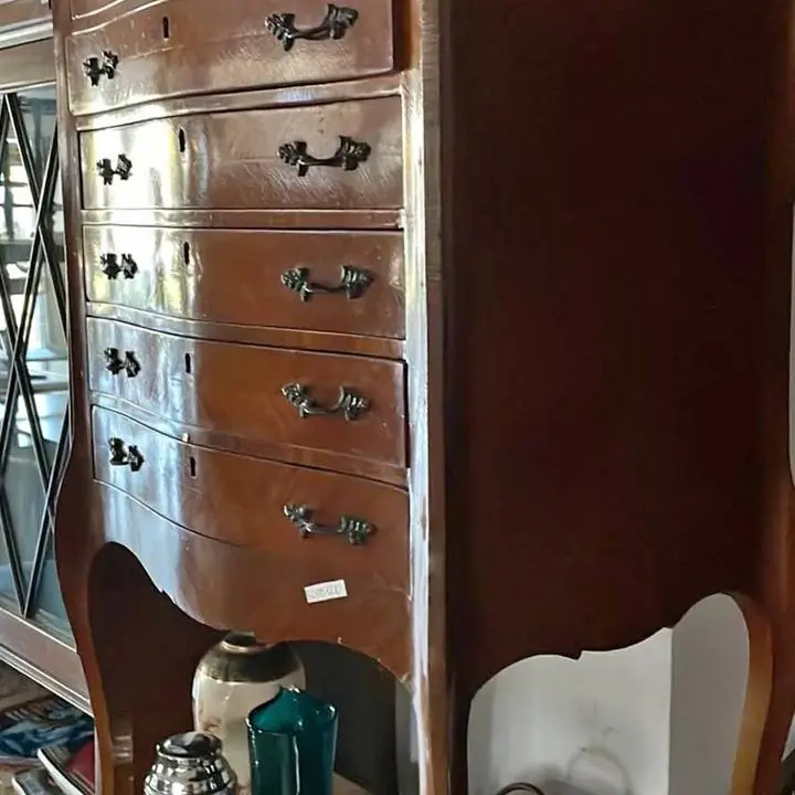 Cubertero antiguo impecable valor $200,000