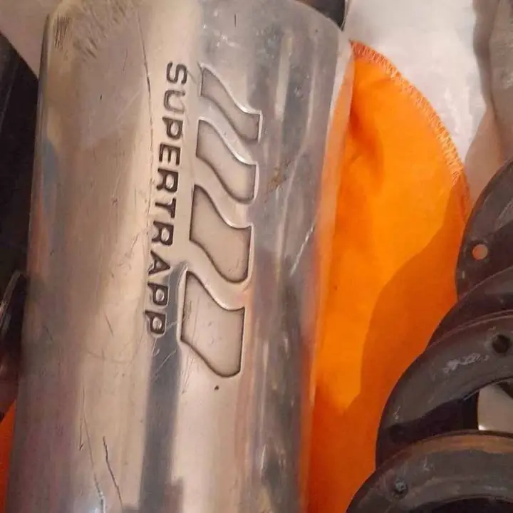 Vendo supertrapp original americano.estaba en un xl 500 r .190000 mil pesos caba