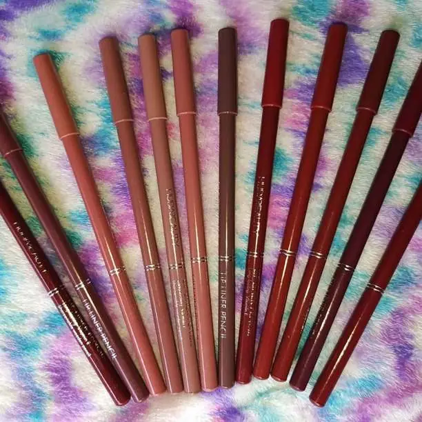 Lápiz delineador de labios