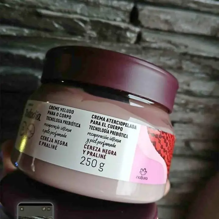 Manteca corporal cereza negra y praline