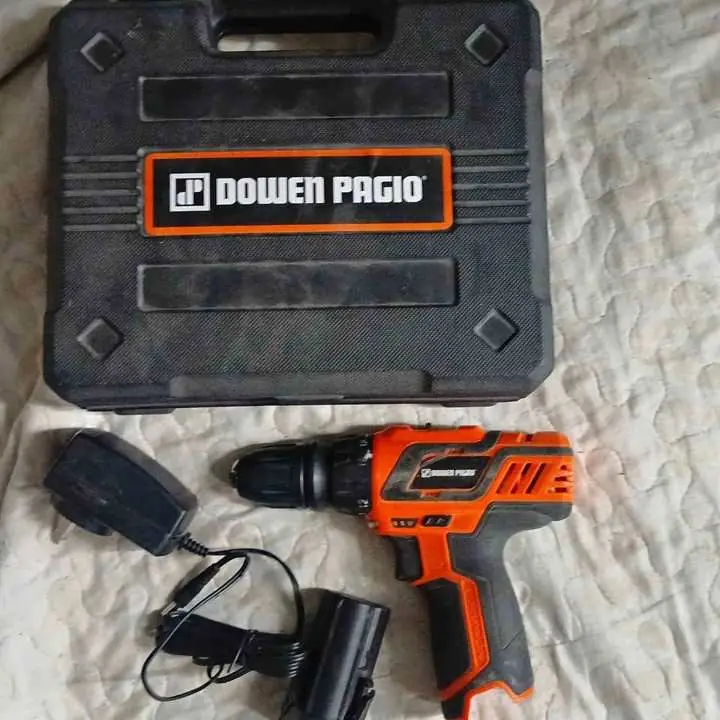 Atornilladora 12V Dowen pagio con Maletín Como nueva Villa luro