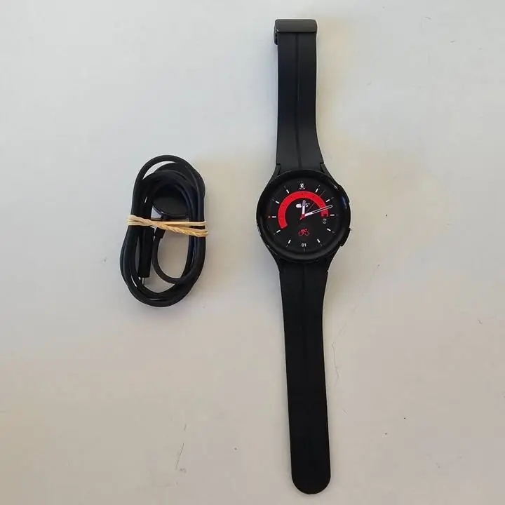 Watch 5 pro 45mm + base de carga