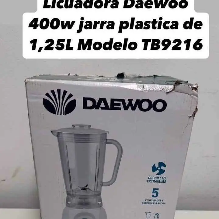 Licuadora Daewoo 400w jarra plastica de 1,25L Modelo TB9216