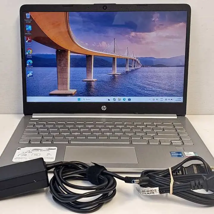 Notebook HP 14-dq2029la i5 11 gen 8gb ram 256gb