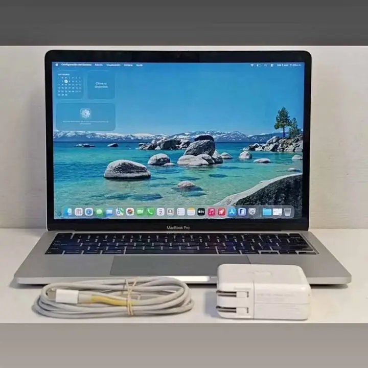 MacBook Pro 2020 i5 16gb ram 512gb ssd 575 ciclos condicion normal