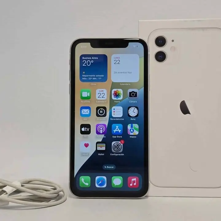 iPhone 11 blanco 128GB con cables, caja y auriculares