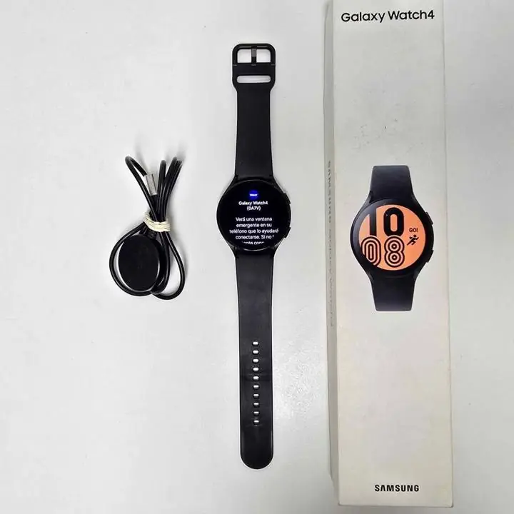 Samsung galaxy watch 4 44mm con caja y base de carga