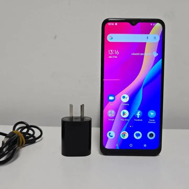 Teléfono TCL 30e 64gb mas cargador y cable