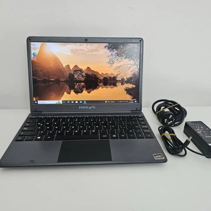 Notebook kelyx KL340 Ryzen 5 3450U 8gb ram 240gb SSD + cargador