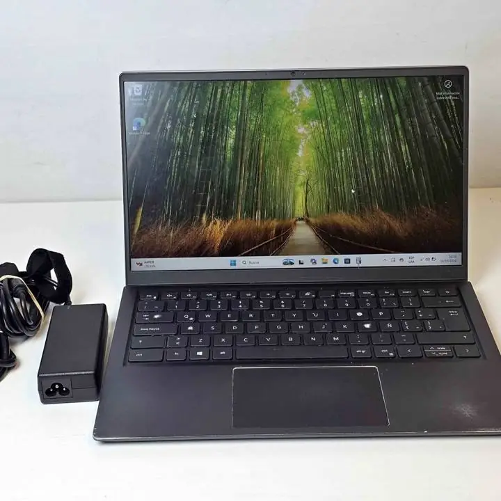 Notebook dell vostro 5410 i5 11 gen 16 de ram 256 GB ssd + cargador