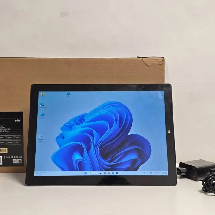 Tablet chuwi Ubook 12"i5 10gen 8gb ram 256gb