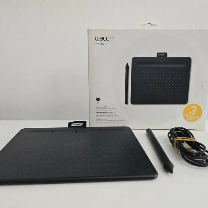 Tableta gráfica Wacom Intuos ctl4100 black