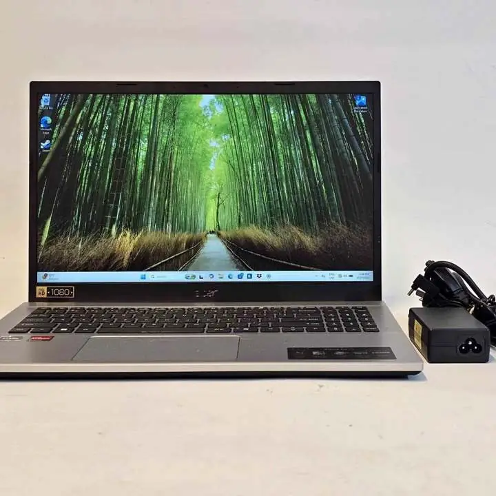 Notebook Acer Ryzen 7 7730U 500gb 16gb ram más cargador