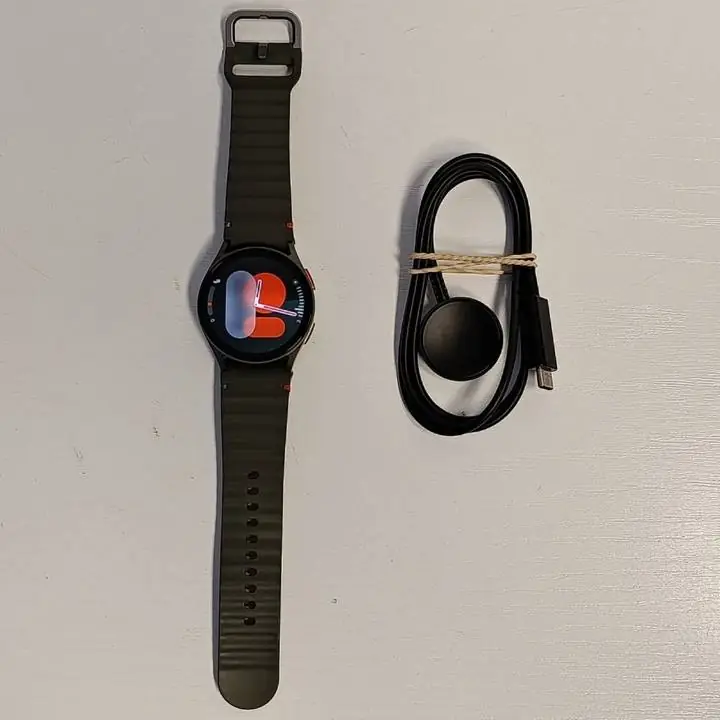 Smartwatch Samsung watch 7 40mm con cable
